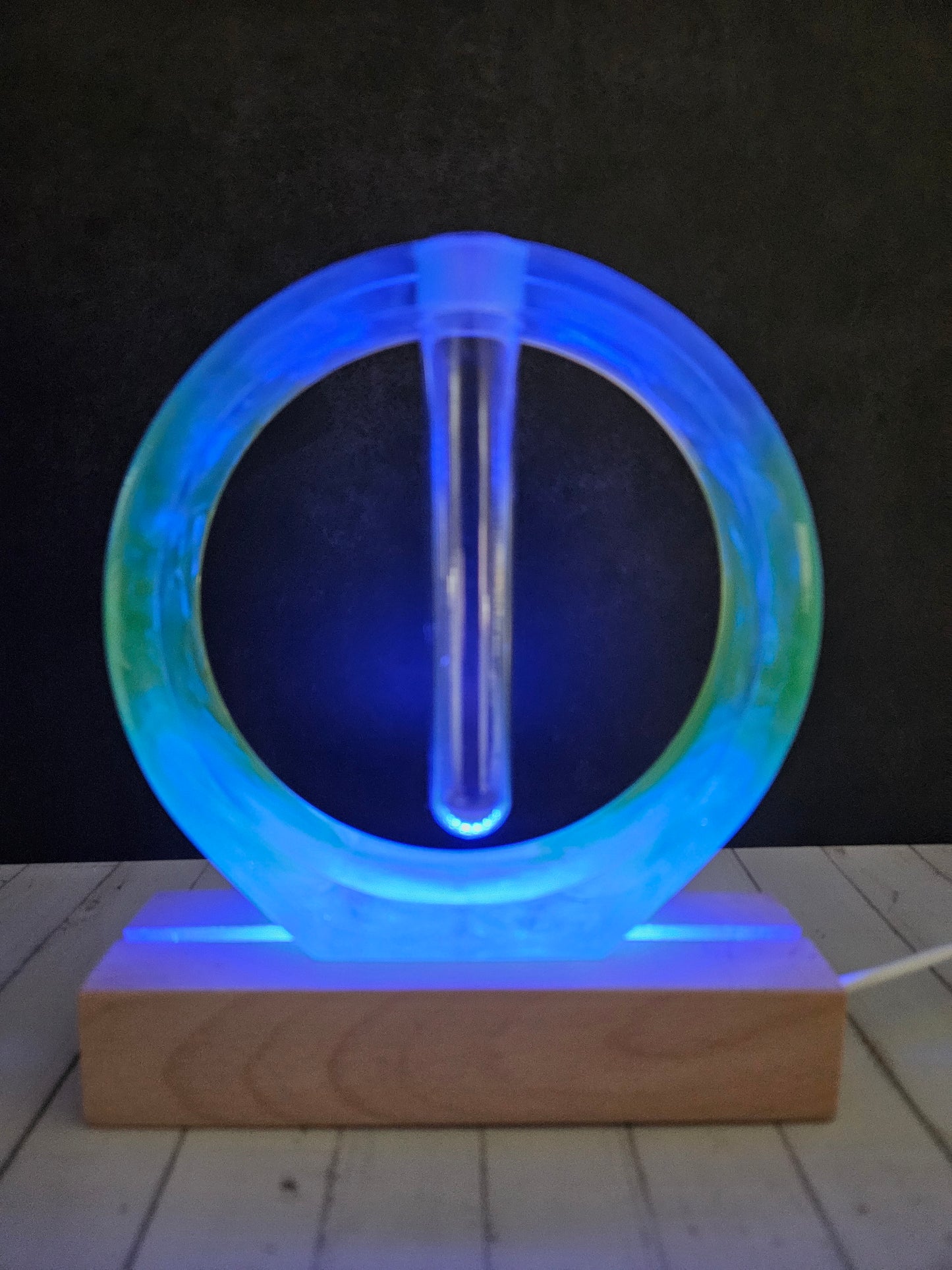 Halo Propagation Stand- Blue/Green