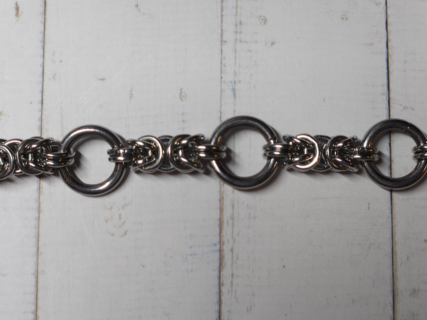 Chain Reaction Link Bracelet