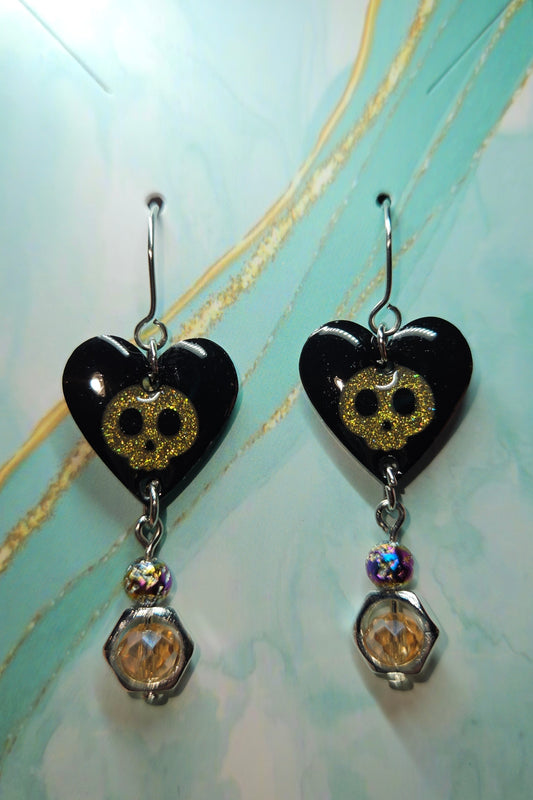 Rogue Hearts Earrings - Large