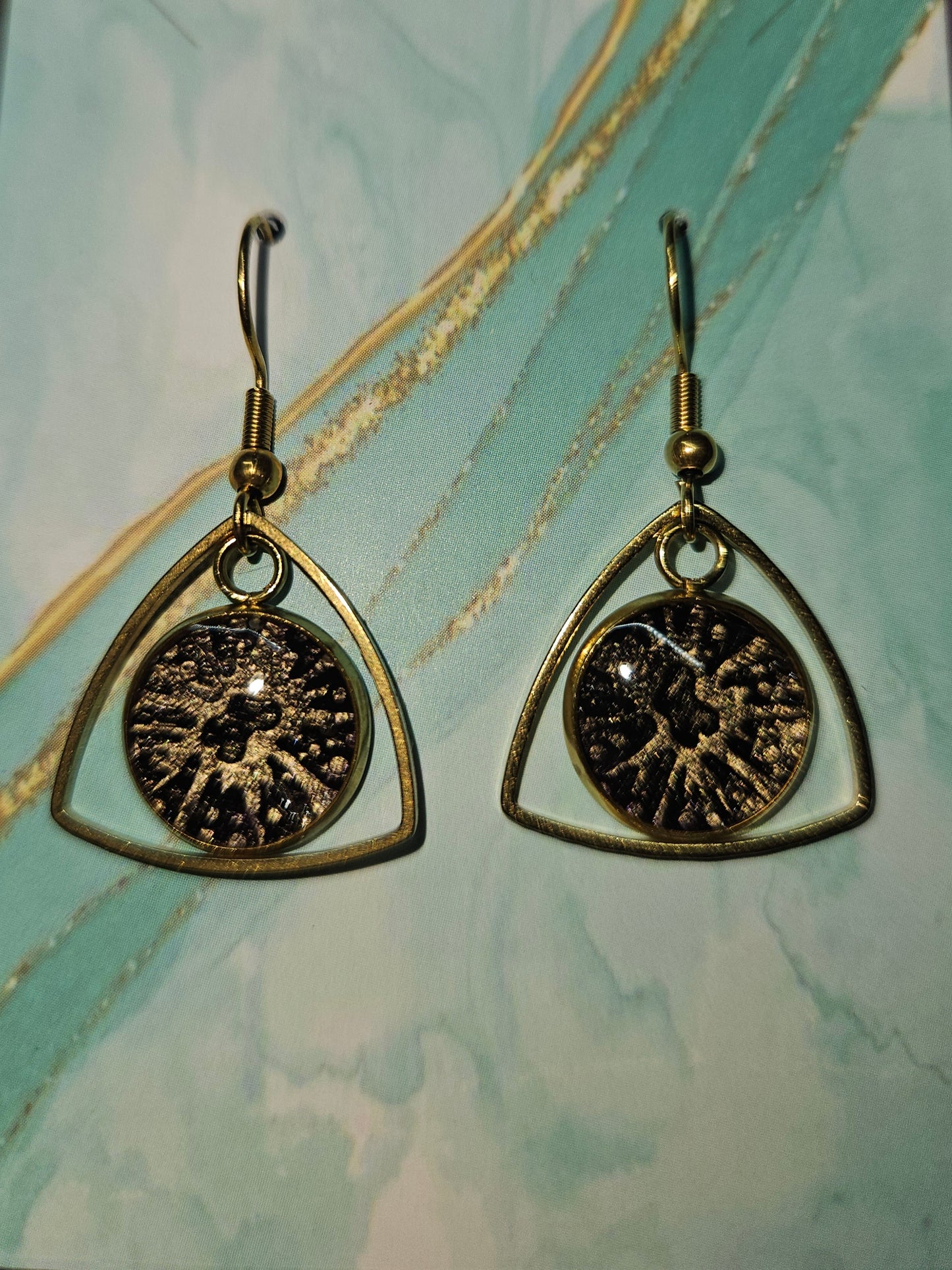 The Iris Collection - Gold