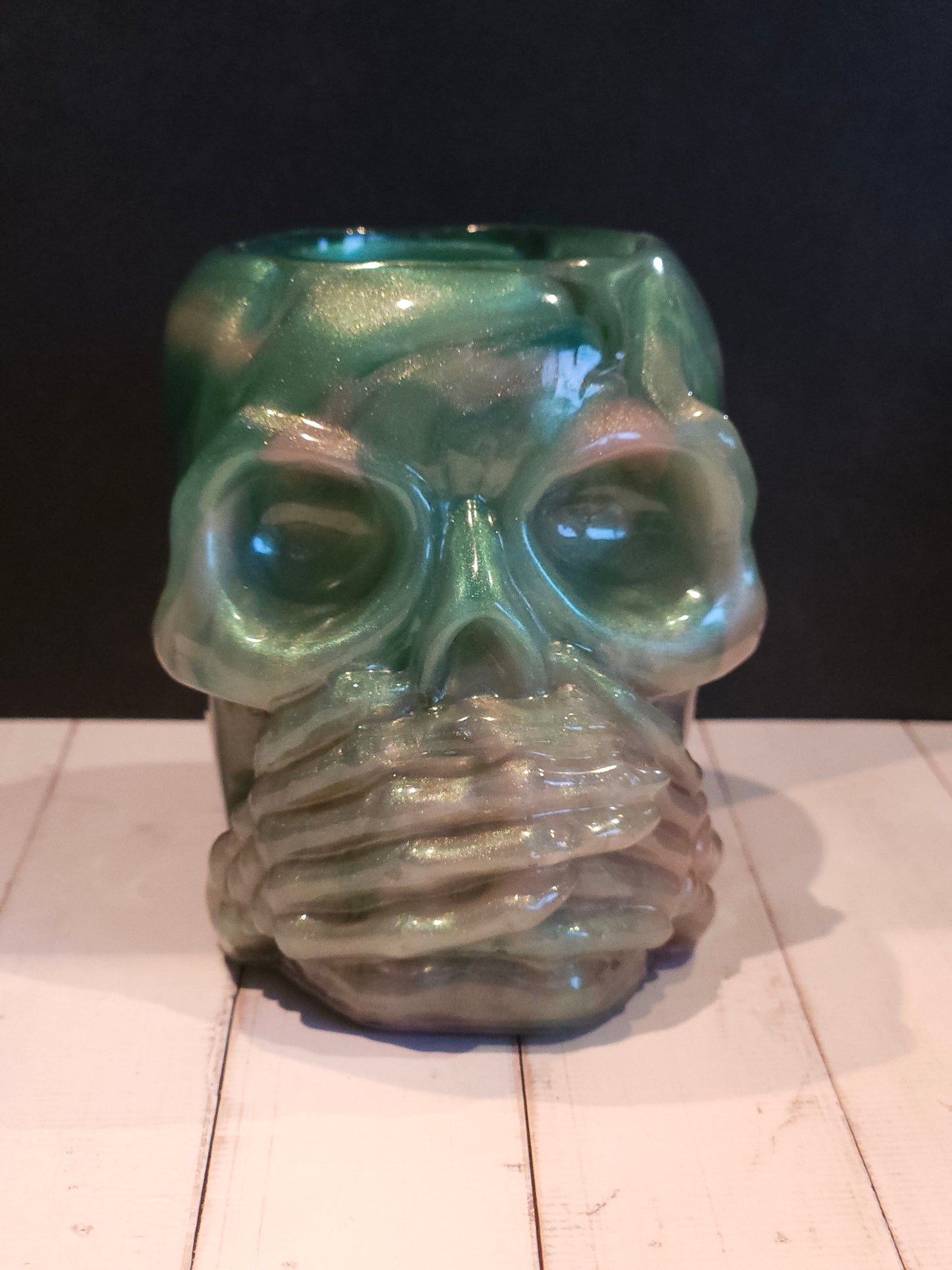 3 Wise Skulls