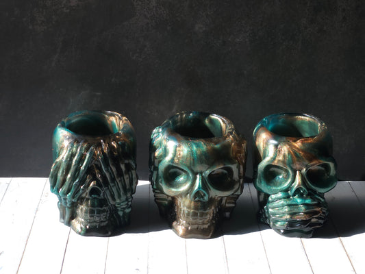 3 Wise Skulls